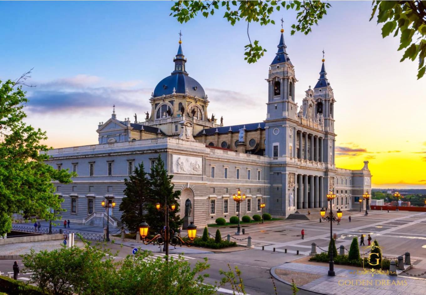 Luxe Apartment Madrid 7 Paradas De Metro De Sol Εξωτερικό φωτογραφία
